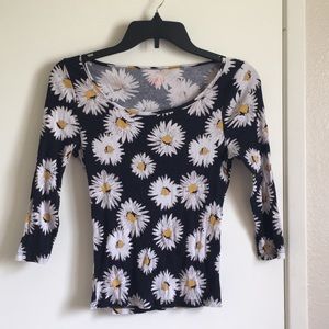Sunflower Top w/ Half Long Sleeves